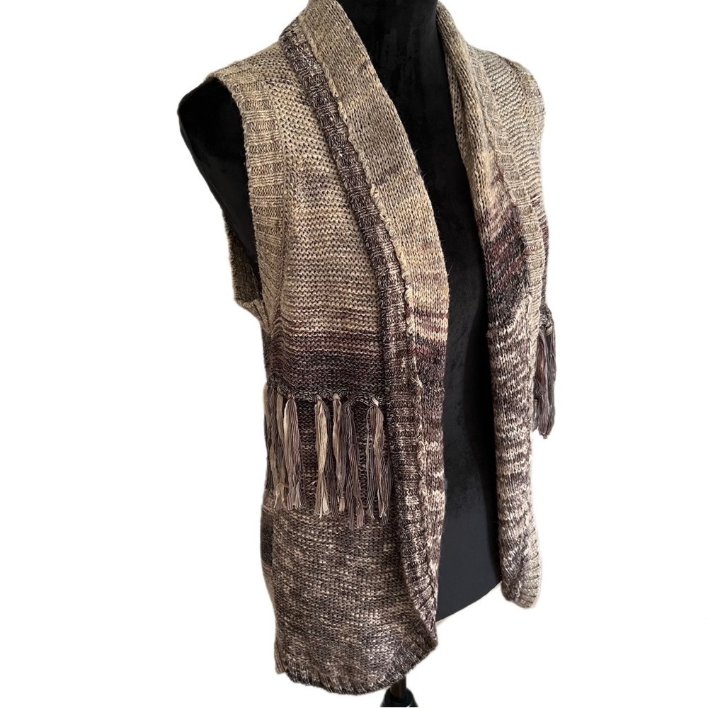 Forever 21 Textured Fringe Knit Vest / Shawl (Sz m) - Picture 8 of 8